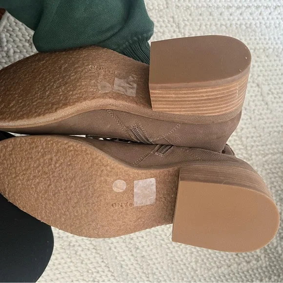 Lucky Brand Booties - Picture 5 of 6